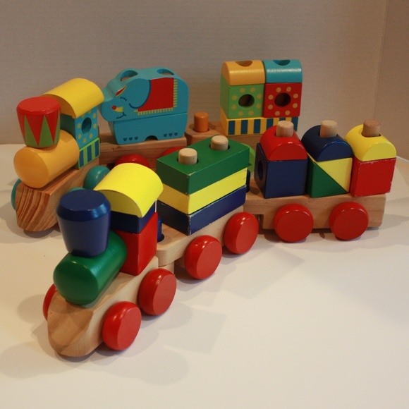 circo wooden trains